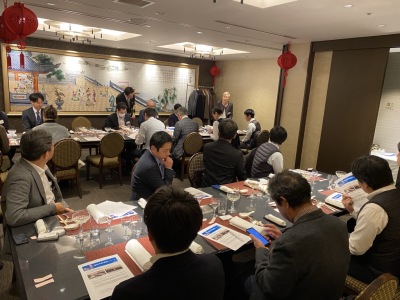 �N���b�N�Ŏʐ^���g�債�܂��B